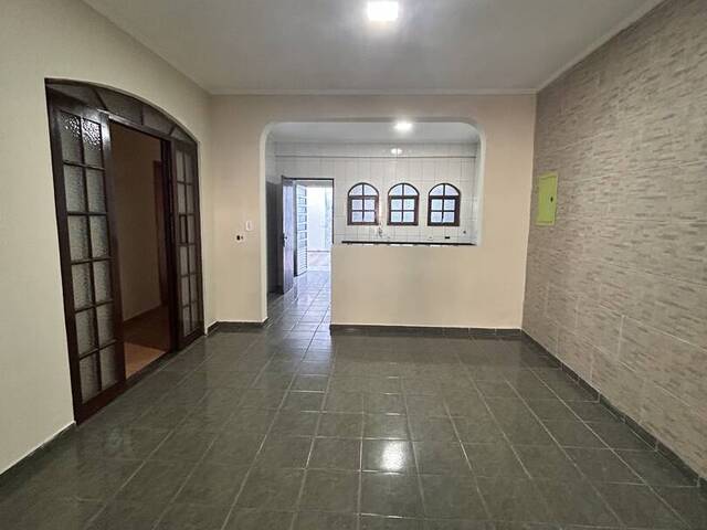 #752 - Casa para Locação em Carapicuíba - SP - 2