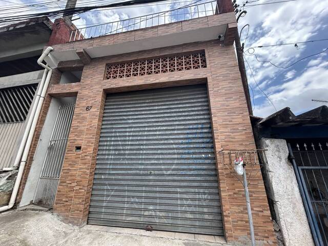 Venda em Vila Silviania - Carapicuíba