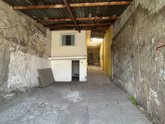 Venda em Vila Silviania - Carapicuíba