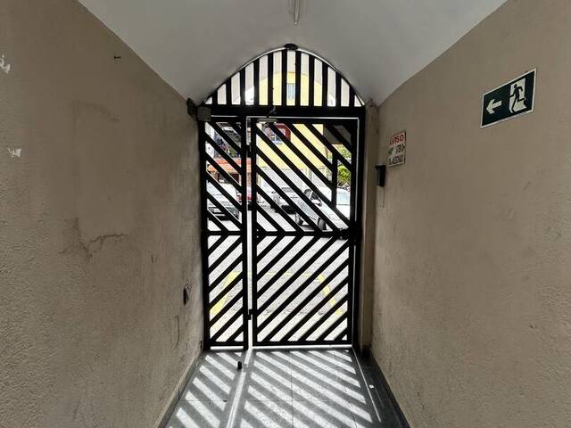 Apartamento para Venda em Carapicuíba - 5